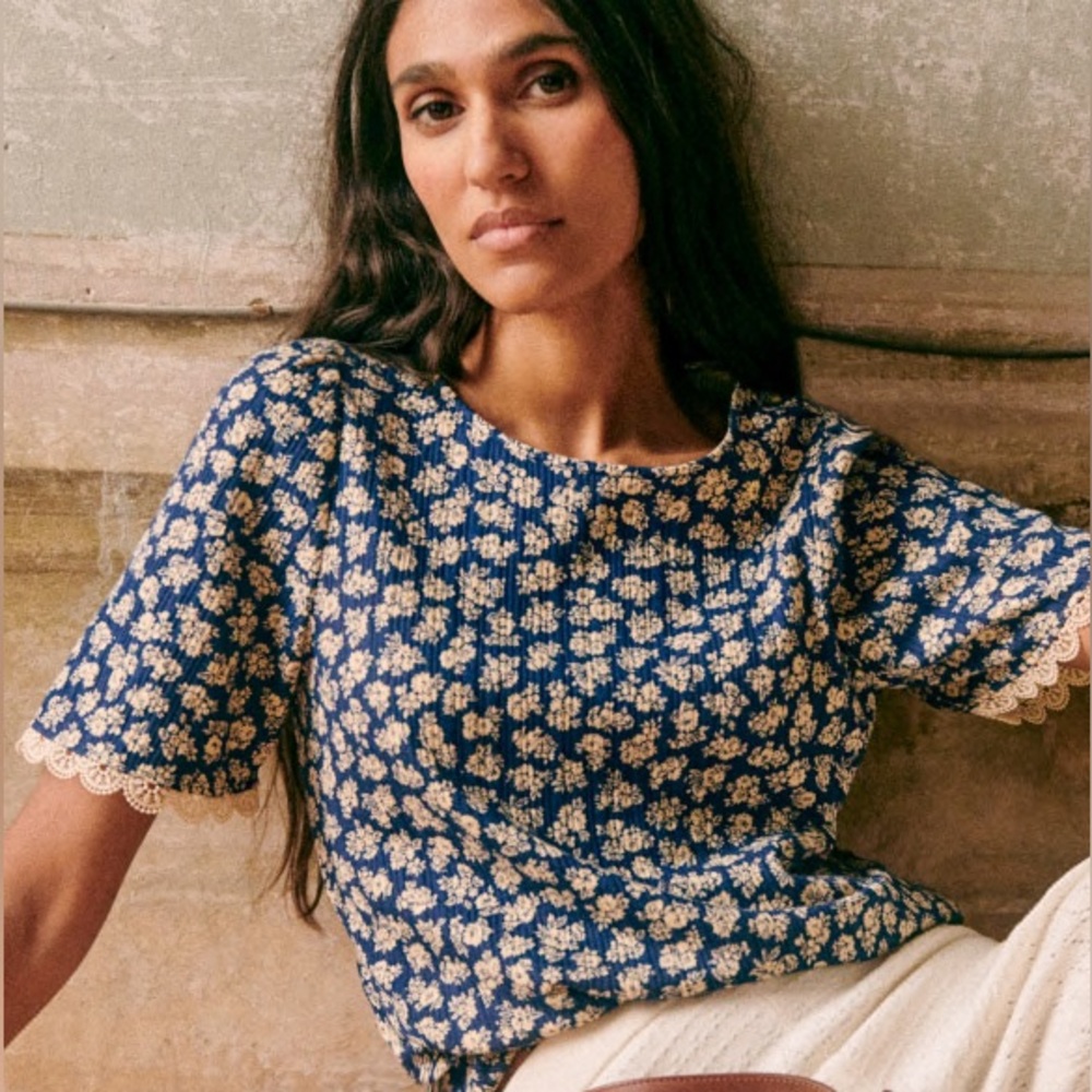 Sezane Clea Shirt Floral Crinkle Size Small French Top Blouse Romantic Lace Trim - Picture 1 of 16